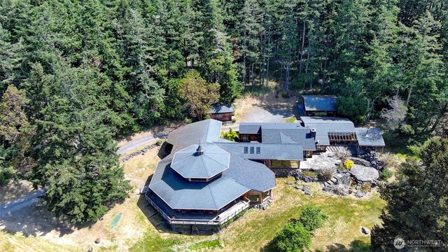 206 Hawthorne Lane, Friday Harbor, WA 98250