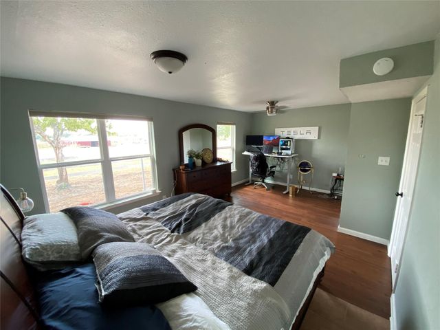 407 Alta Vista DR B, Bastrop, TX 78602