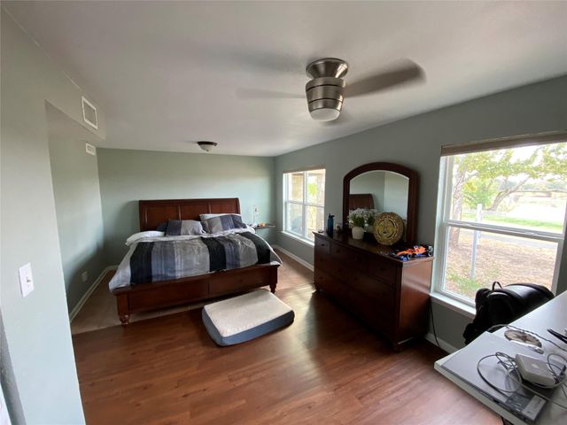 407 Alta Vista DR B, Bastrop, TX 78602