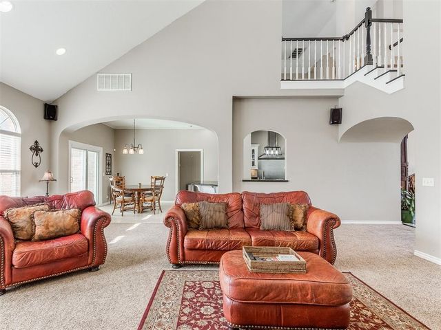 14509 Oakmond Road, Edmond, OK 73013