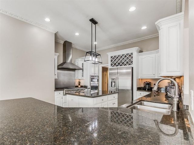 14509 Oakmond Road, Edmond, OK 73013