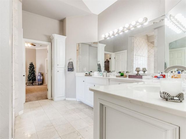 14509 Oakmond Road, Edmond, OK 73013