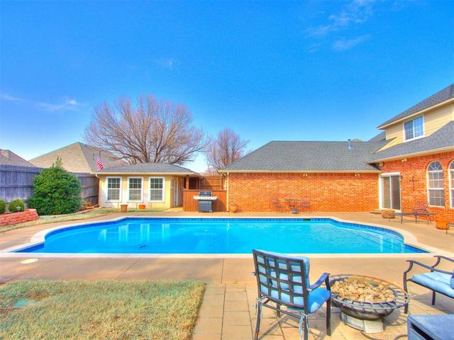 14509 Oakmond Road, Edmond, OK 73013