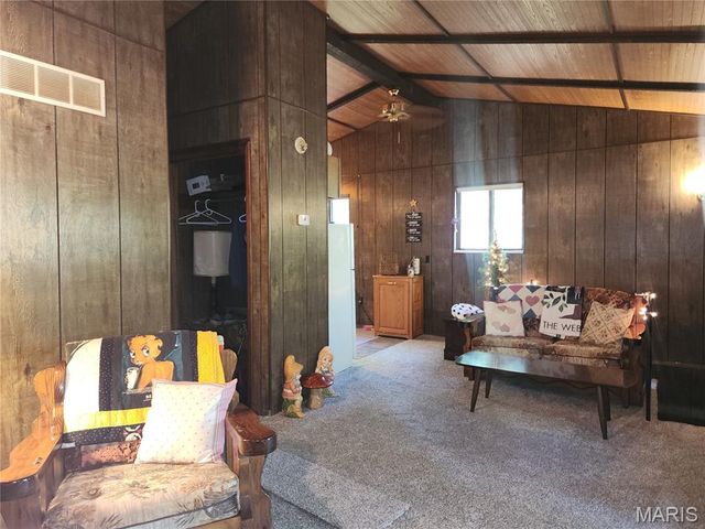 12775 Pawnee Trail, Ste Genevieve, MO 63670