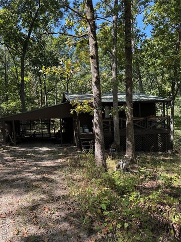 12775 Pawnee Trail, Ste Genevieve, MO 63670