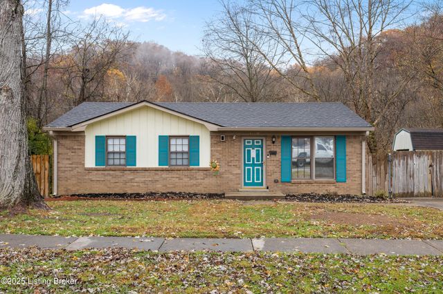 11719 Pond Creek Dr, Louisville, KY 40272