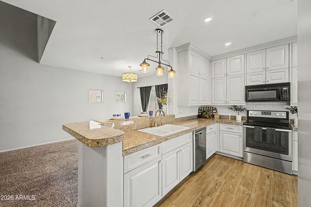 5304 E CARMEL Avenue, Mesa, AZ 85206