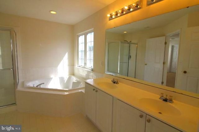 14201 REIDHALL PL, Gainesville, VA 20155