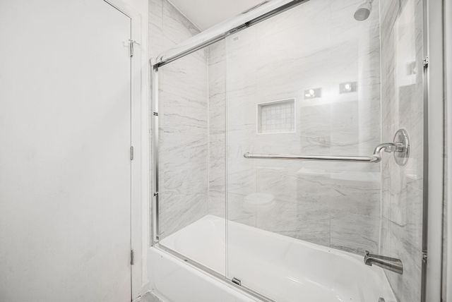 2850 Ravenswood Court, Columbus, OH 43232