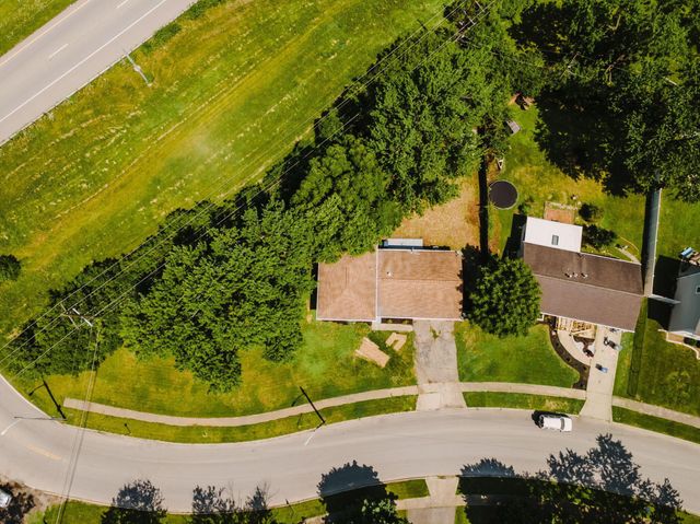 2850 Ravenswood Court, Columbus, OH 43232