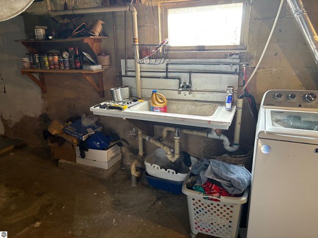 519 Ramsdell Street, Manistee, MI 49660