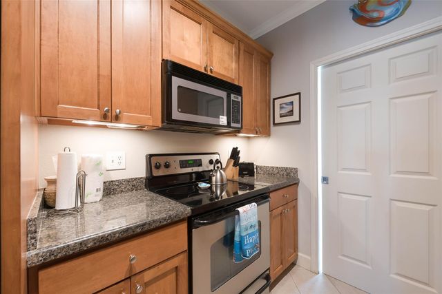 7000 Seawall Boulevard 524, Galveston, TX 77551