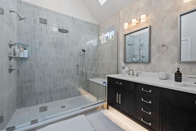 422 S Lakeshore DRIVE, Fontana, WI 53125