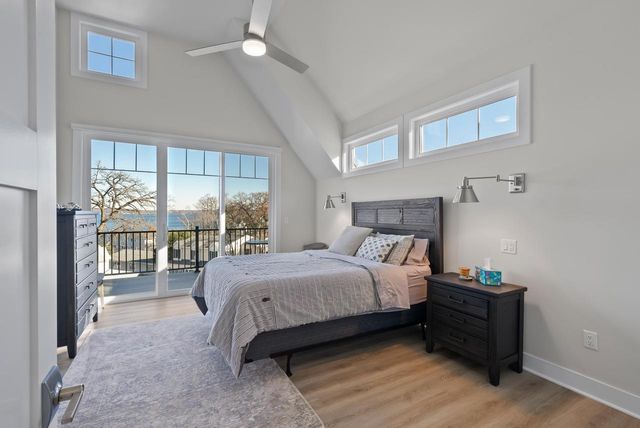 422 S Lakeshore DRIVE, Fontana, WI 53125