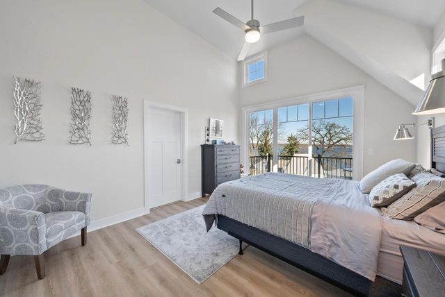 422 S Lakeshore DRIVE, Fontana, WI 53125