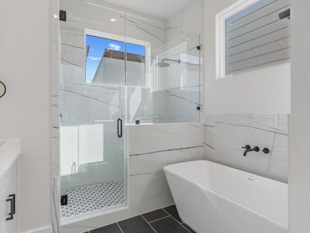 4707 Thornton Villas Lane, Houston, TX 77018