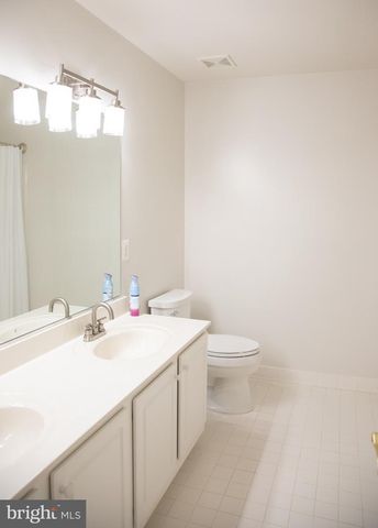3347 WILTON CREST CT, Alexandria, VA 22310