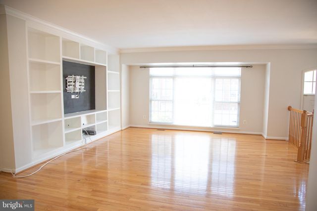 3347 WILTON CREST CT, Alexandria, VA 22310
