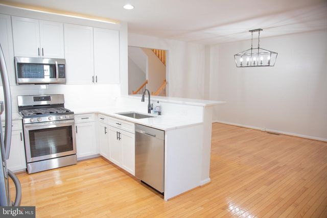 3347 WILTON CREST CT, Alexandria, VA 22310