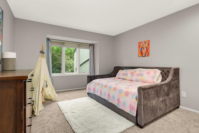 11140 Abbott Lane, Minnetonka, MN 55343