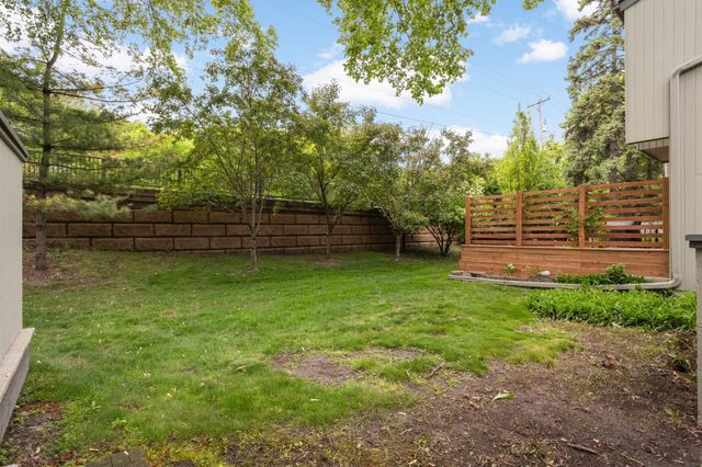 11140 Abbott Lane, Minnetonka, MN 55343