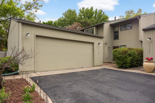 11140 Abbott Lane, Minnetonka, MN 55343