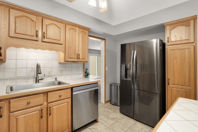 11140 Abbott Lane, Minnetonka, MN 55343