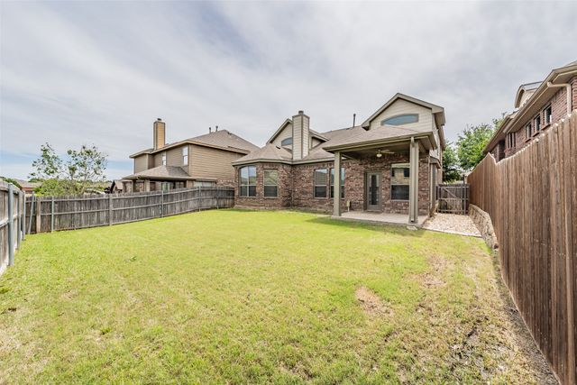 3329 Count Drive, Fort Worth, TX 76244