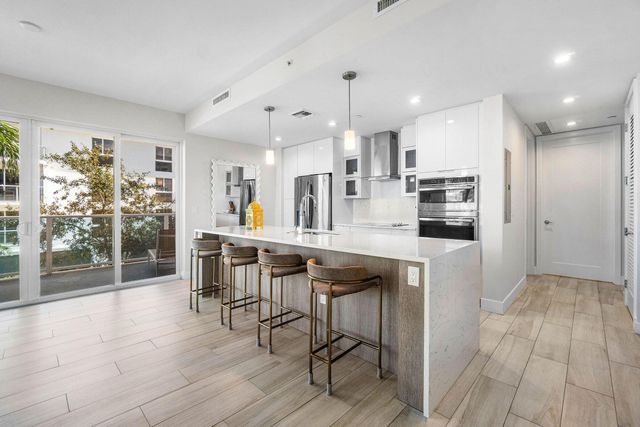 1 S PALMWAY 203, Lake Worth Beach, FL 33460