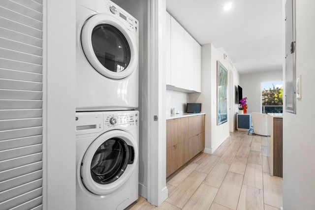 1 S PALMWAY 203, Lake Worth Beach, FL 33460