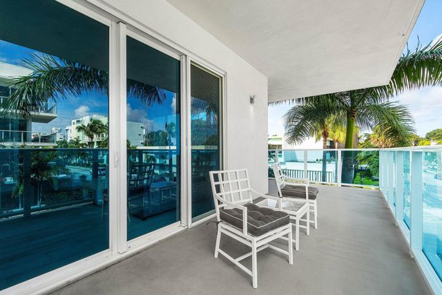 1 S PALMWAY 203, Lake Worth Beach, FL 33460