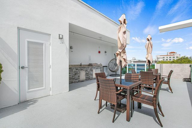 1 S PALMWAY 203, Lake Worth Beach, FL 33460