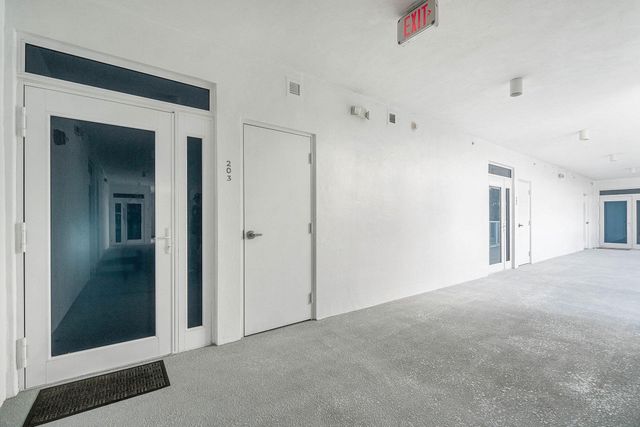 1 S PALMWAY 203, Lake Worth Beach, FL 33460