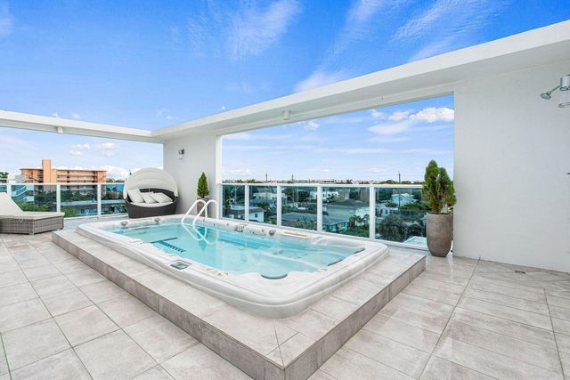1 S PALMWAY 203, Lake Worth Beach, FL 33460