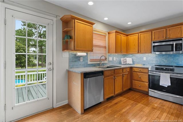 104 Somerset Drive, Raeford, NC 28376
