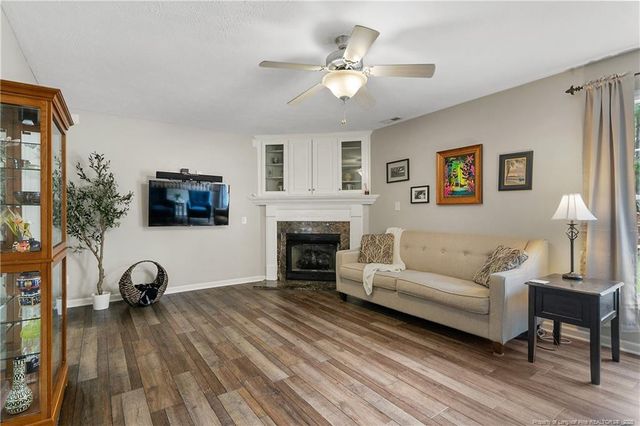 104 Somerset Drive, Raeford, NC 28376