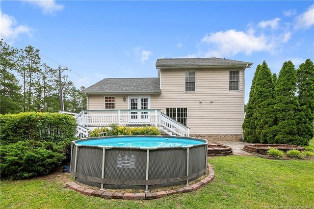 104 Somerset Drive, Raeford, NC 28376