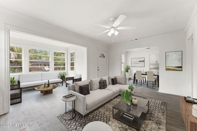 8024 HAWTHORNE Street, Jacksonville, FL 32208