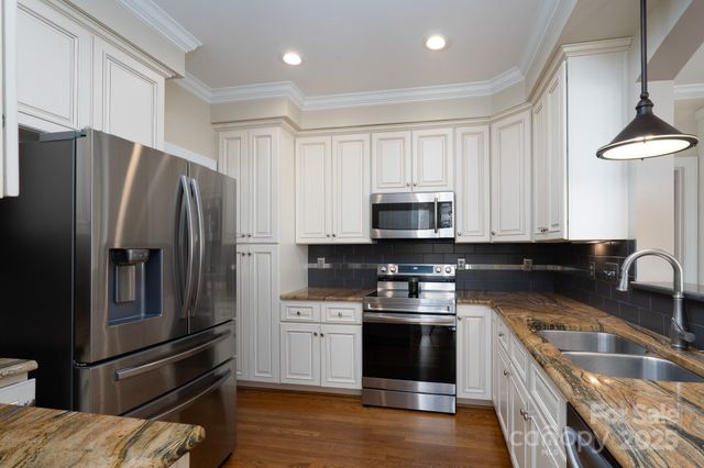 16018 Stonemont Road, Huntersville, NC 28078