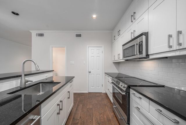 1201 Mcduffie Street 103, Houston, TX 77019