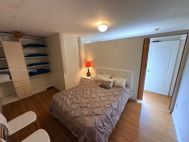 11460 NW 37th St, Sunrise, FL 33323