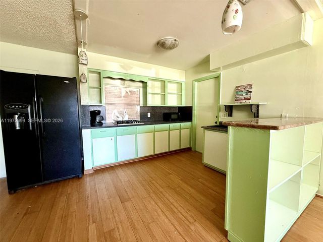 11460 NW 37th St, Sunrise, FL 33323