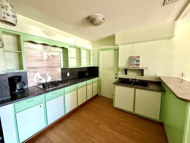 11460 NW 37th St, Sunrise, FL 33323