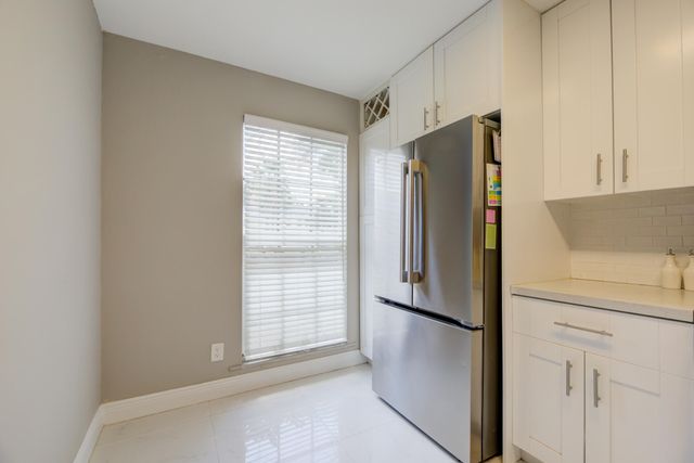 2900 DORCHESTER Lane 2900, Cooper City, FL 33026