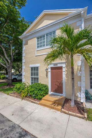 2900 DORCHESTER Lane 2900, Cooper City, FL 33026