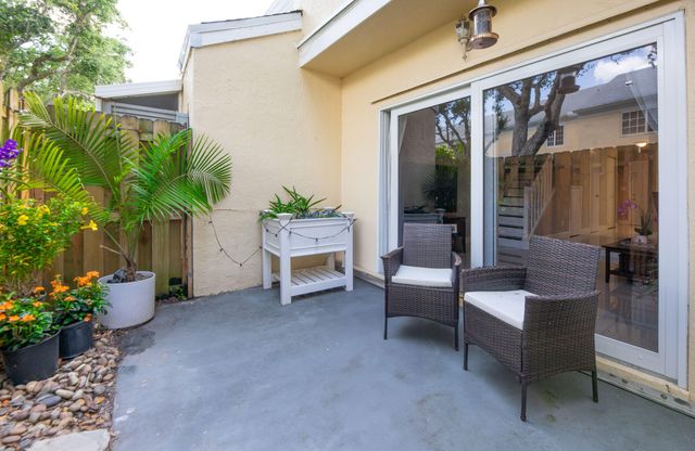 2900 DORCHESTER Lane 2900, Cooper City, FL 33026