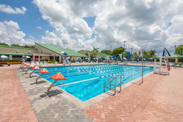 2900 DORCHESTER Lane 2900, Cooper City, FL 33026