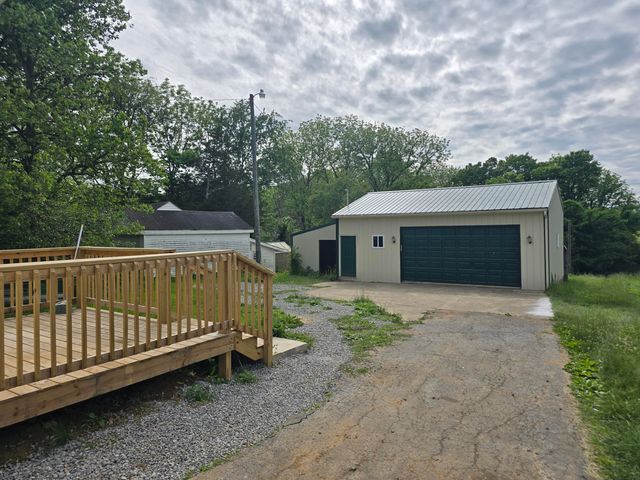 1933 Thatchers Mill Road, Paris, KY 40361