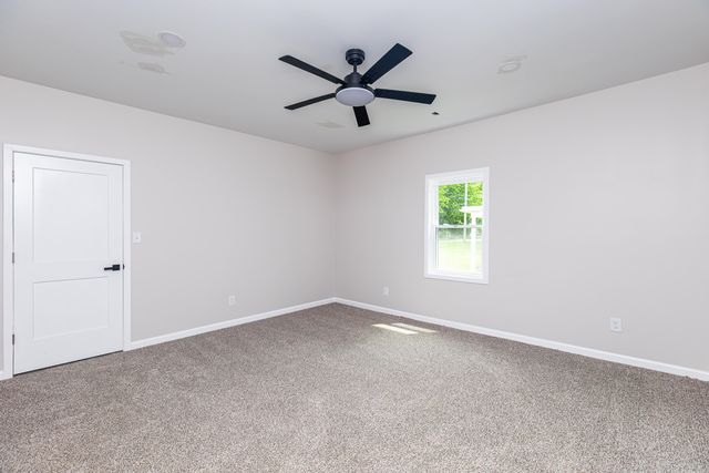 1933 Thatchers Mill Road, Paris, KY 40361