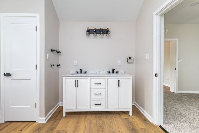 1933 Thatchers Mill Road, Paris, KY 40361